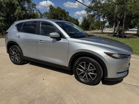 Used 2018 MAZDA CX-5 Touring w/ Preferred Equipment Package FWD image 13