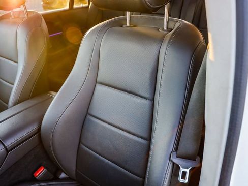 Used 2024 Mercedes-Benz GLS 450 4MATIC image 27