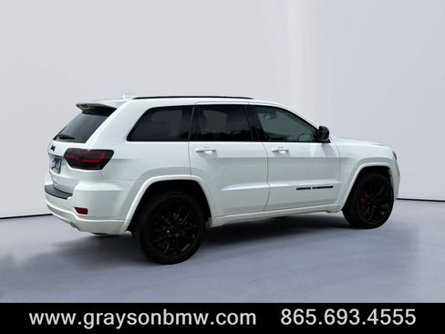 Used 2020 Jeep Grand Cherokee Altitude AWD/4WD image 3