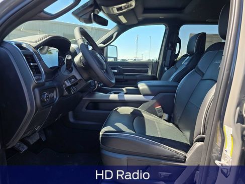 New 2026 RAM 2500 Laramie AWD/4WD image 11