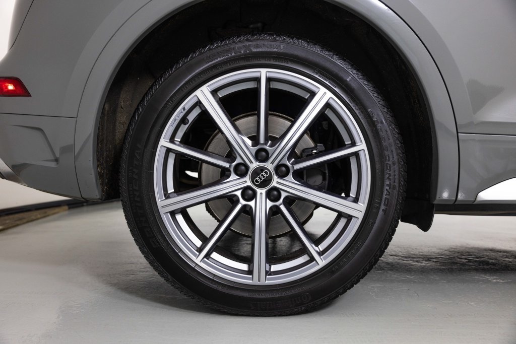 Used 2022 Audi SQ5 Premium AWD/4WD image 17