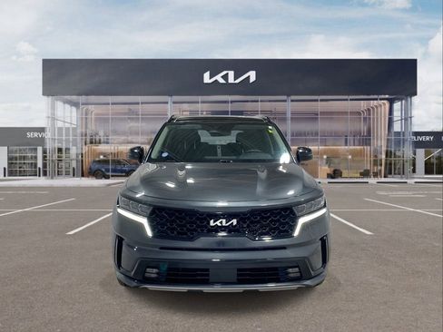 Used 2023 Kia Sorento SX image 3