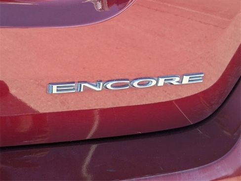 Certified 2022 Buick Encore Preferred w/ Safety Package image 7