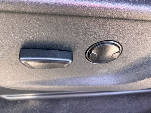 Used 2025 Ford F150 XLT w/ Equipment Group 301A Standard image 11