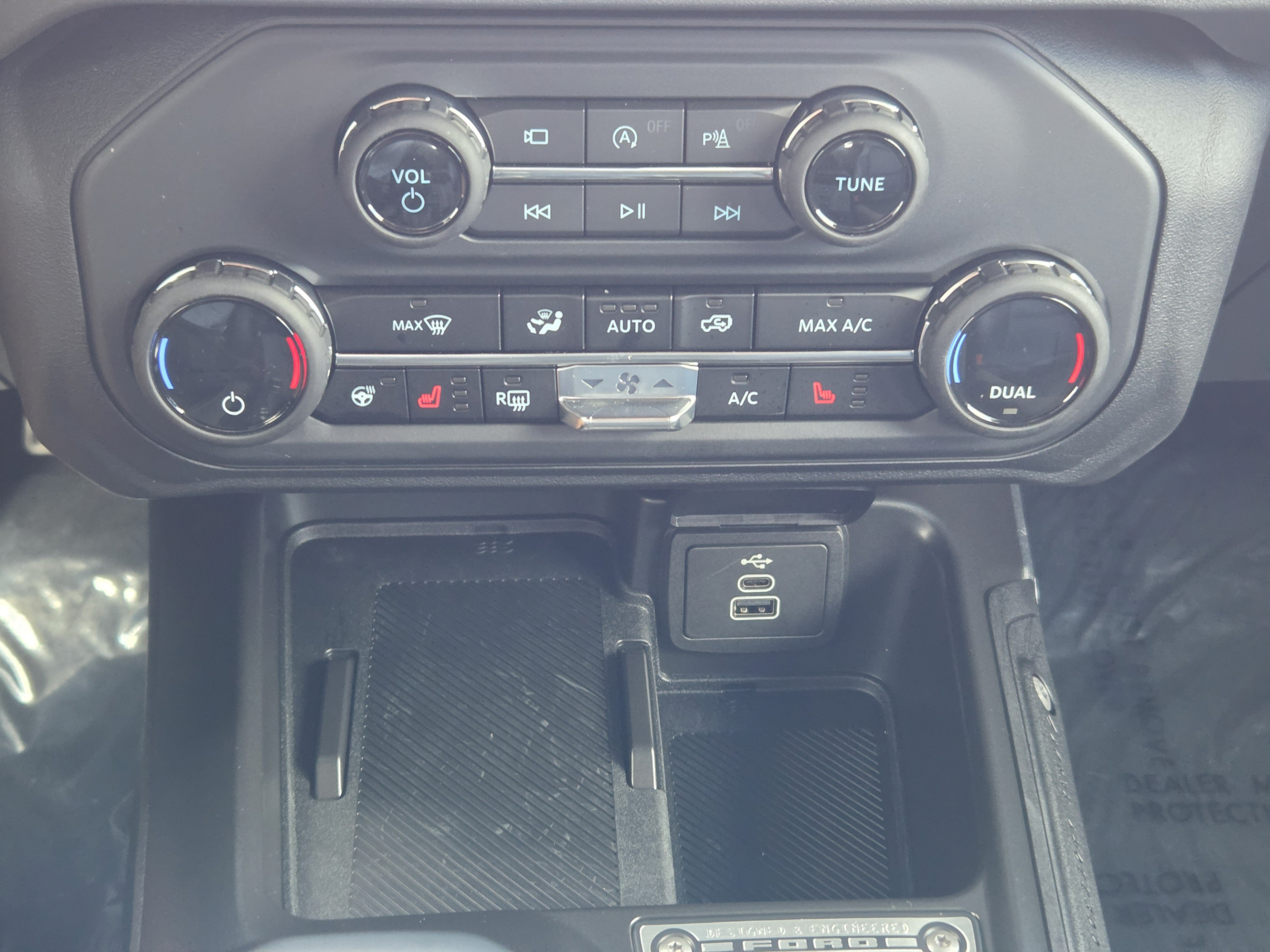 Used 2026 Ford Bronco Outer Banks AWD/4WD image 16