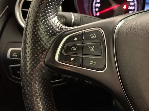 Used 2019 Mercedes-Benz GLC 300 4MATIC Coupe image 19