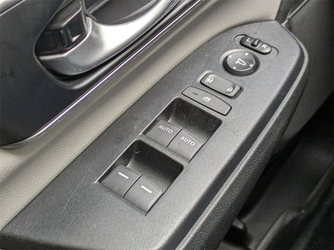 Used 2021 Honda CR-V Touring image 27