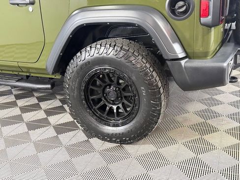 Used 2023 Jeep Wrangler Sport AWD/4WD image 12