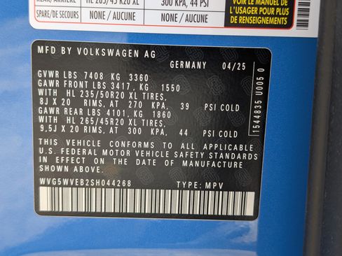 Used 2025 Volkswagen ID. Buzz 1st Edition RWD image 42