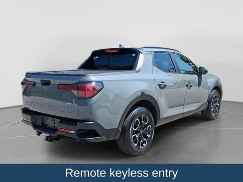 Used 2023 Hyundai Santa Cruz SEL Premium AWD/4WD image 7