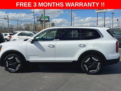 Used 2025 Kia Telluride S FWD image 5