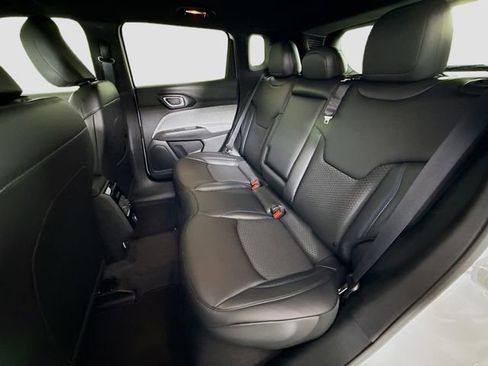 New 2026 Jeep Compass Latitude image 22