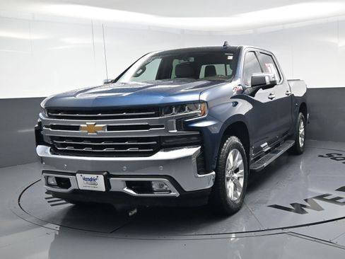Used 2019 Chevrolet Silverado 1500 LTZ w/ LTZ Plus Package image 11