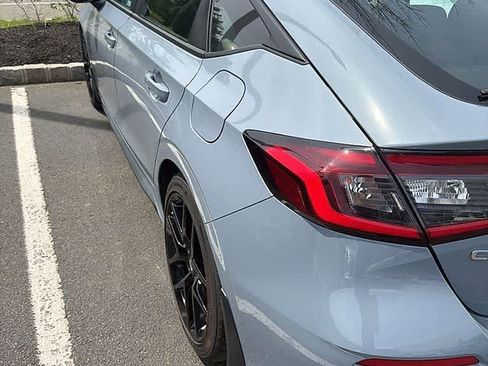 Used 2023 Honda Civic Sport image 11