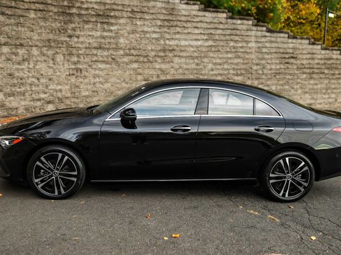 Used 2025 Mercedes-Benz CLA 250 4MATIC image 10