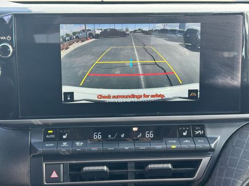 Certified 2025 Toyota Camry XLE FWD image 21