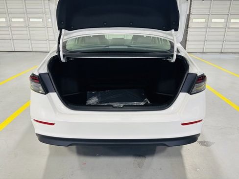 New 2025 Honda Accord SE image 9