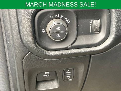 Used 2020 RAM 1500 Big Horn w/ Built-to-serve Edition image 18