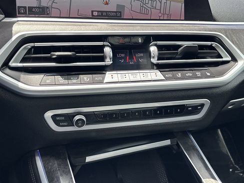 Certified 2022 BMW X5 xDrive40i w/ Premium Package AWD/4WD image 17