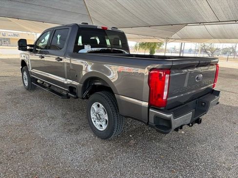 New 2026 Ford F250 XLT w/ FX4 Off-Road Package image 6