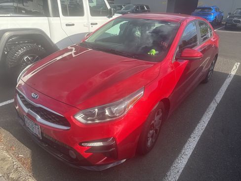 Used 2021 Kia Forte LXS image 1