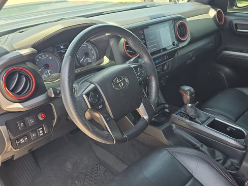 Used 2021 Toyota Tacoma TRD Pro AWD/4WD image 13