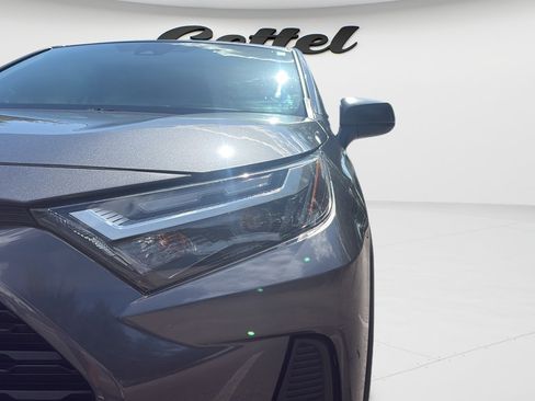 Used 2024 Toyota RAV4 LE FWD image 23