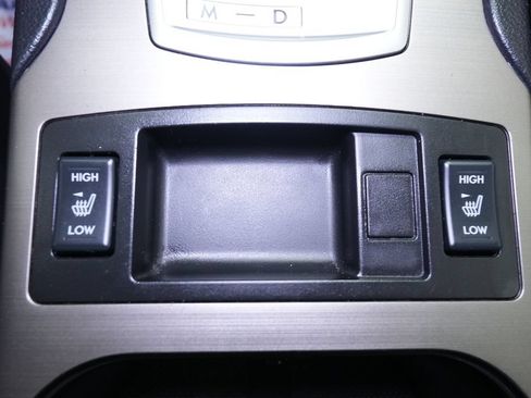 Used 2014 Subaru Outback 2.5i Limited AWD/4WD image 27