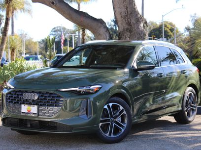 New 2025 Audi Q5 Prestige