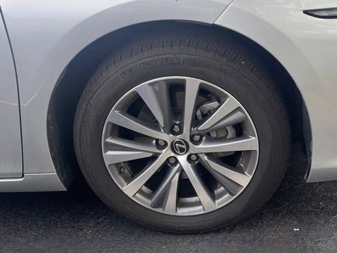 Used 2021 Lexus ES 350 w/ Premium Package FWD image 4