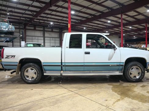 Used 1997 Chevrolet Silverado 1500 4x4 Extended Cab image 10
