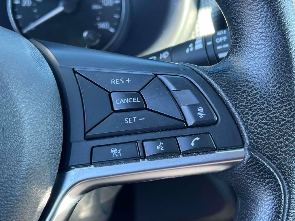 Used 2023 Nissan Kicks SV FWD image 22
