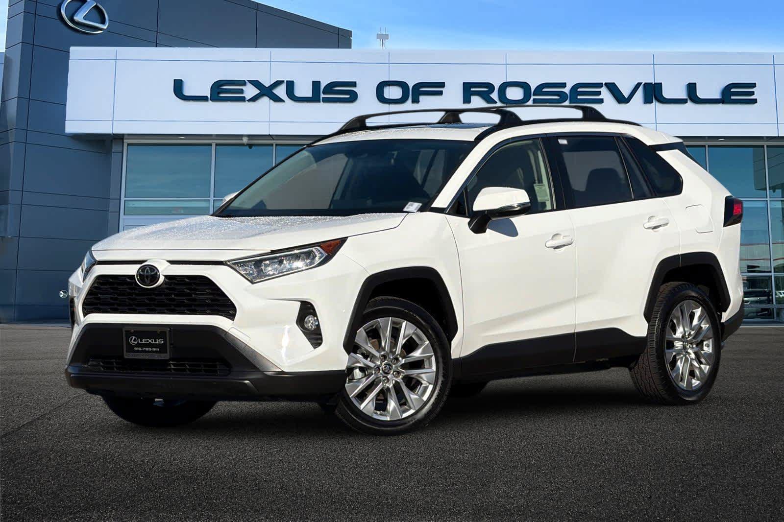 Used 2019 Toyota RAV4 XLE Premium w/ Cold Weather Package AWD/4WD image 1