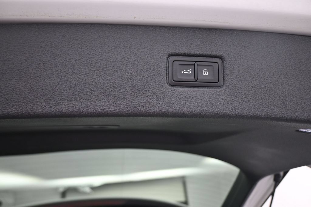 Used 2019 Audi Q7 3.0T Premium Plus AWD/4WD image 44