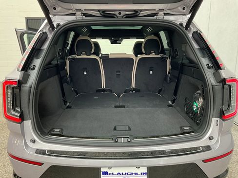 New 2026 Volvo EX90 Ultra image 22