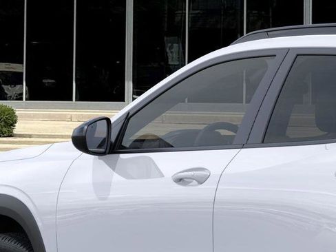 New 2026 Chevrolet Trax RS image 12