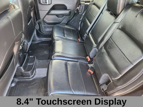 Used 2020 Jeep Wrangler Unlimited Sahara AWD/4WD image 19