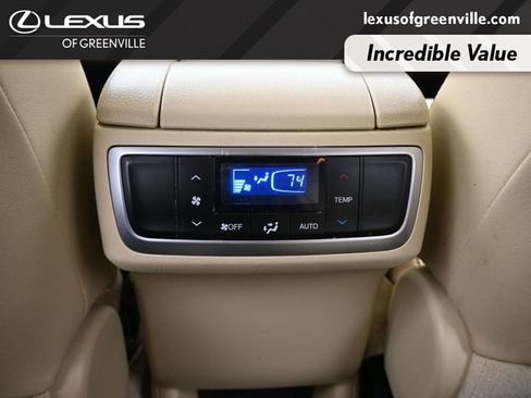 Used 2019 Toyota Highlander XLE image 24