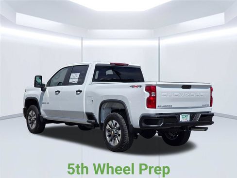 New 2026 Chevrolet Silverado 2500 Custom w/ Custom Value Package AWD/4WD image 18