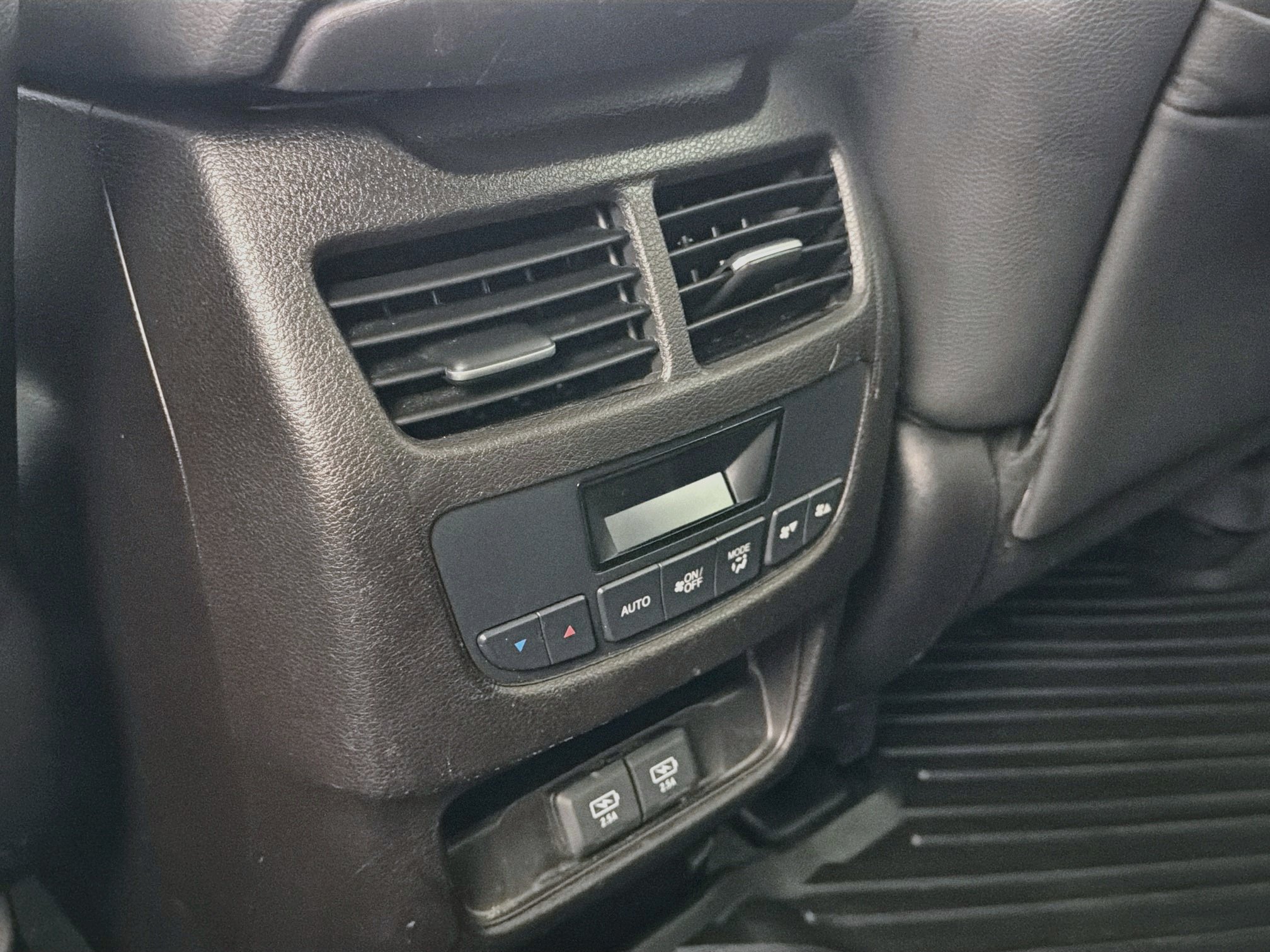 Used 2018 Acura MDX w/ Technology Package AWD/4WD image 29