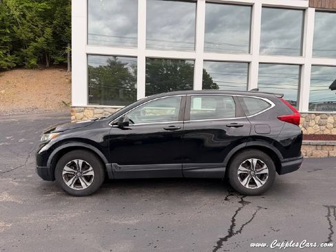 Used 2017 Honda CR-V LX image 11