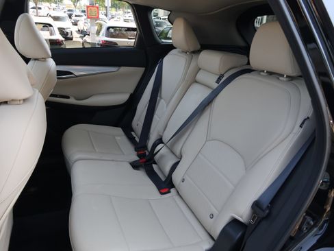 Used 2022 INFINITI QX50 Essential FWD image 34