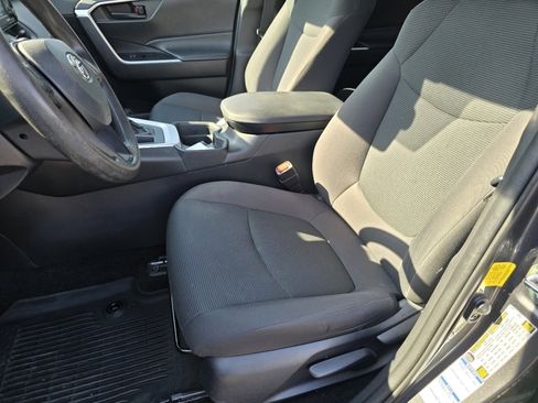 Used 2023 Toyota RAV4 XLE w/ XLE Grade Weather Package image 18