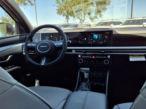 New 2026 Hyundai Santa Cruz Limited AWD/4WD image 10