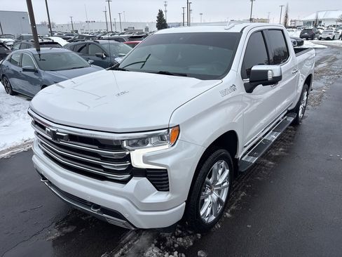 Used 2024 Chevrolet Silverado 1500 High Country w/ Technology Package image 6