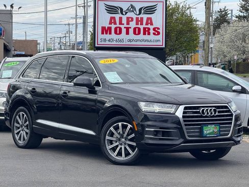 Used 2019 Audi Q7 3.0T Prestige AWD/4WD image 1