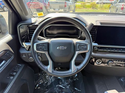 Certified 2023 Chevrolet Silverado 1500 RST AWD/4WD image 20
