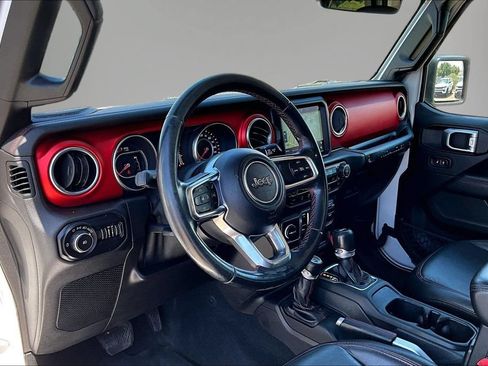 Used 2019 Jeep Wrangler Unlimited Rubicon AWD/4WD image 17