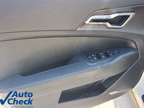 Used 2023 Kia Sportage LX FWD image 19