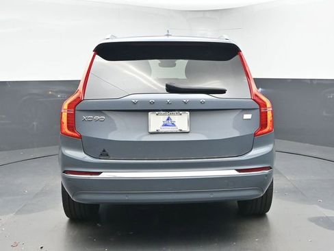 Used 2023 Volvo XC90 T8 Plus image 7